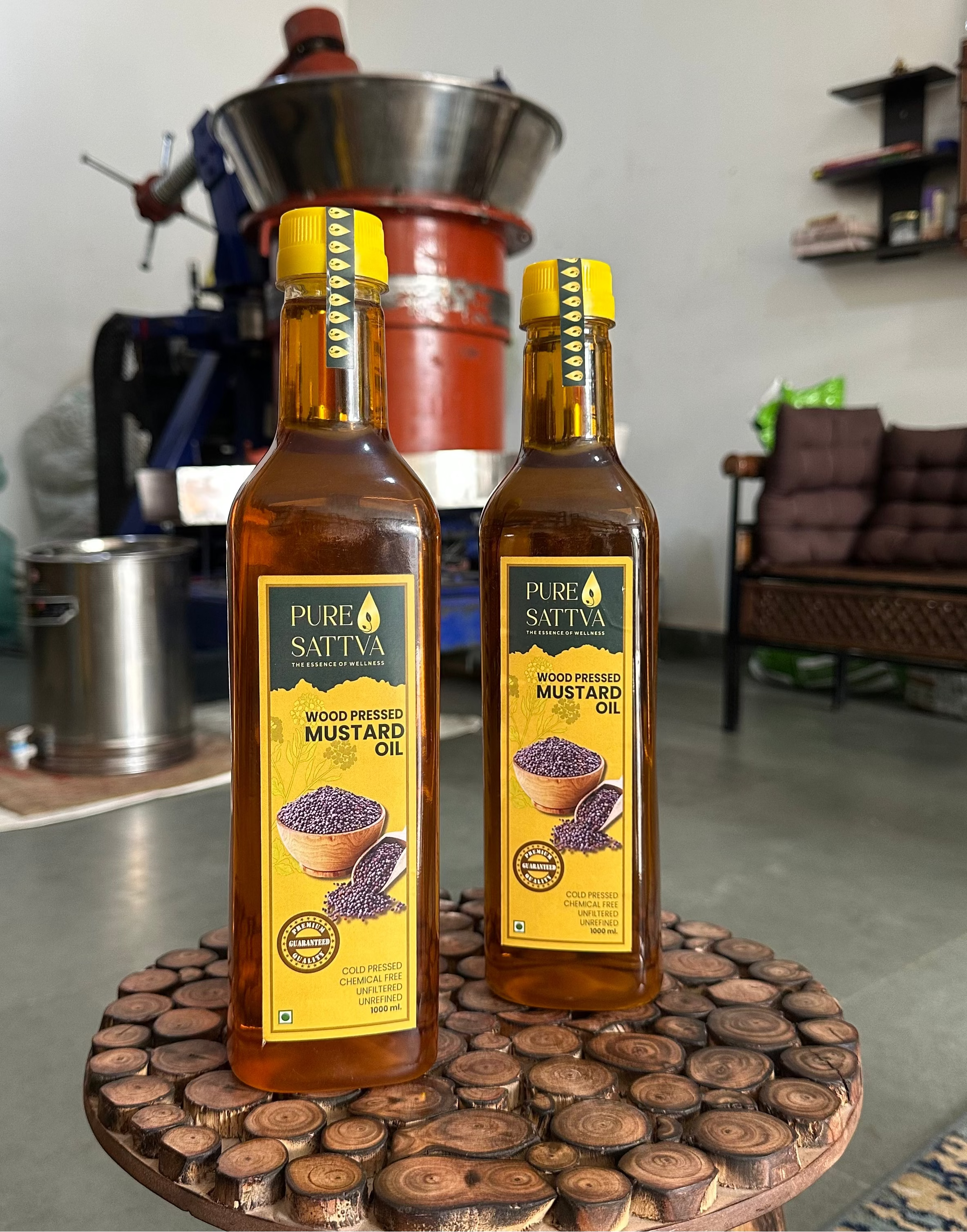 WOOD-PRESSED BLACK MUSTARD OIL